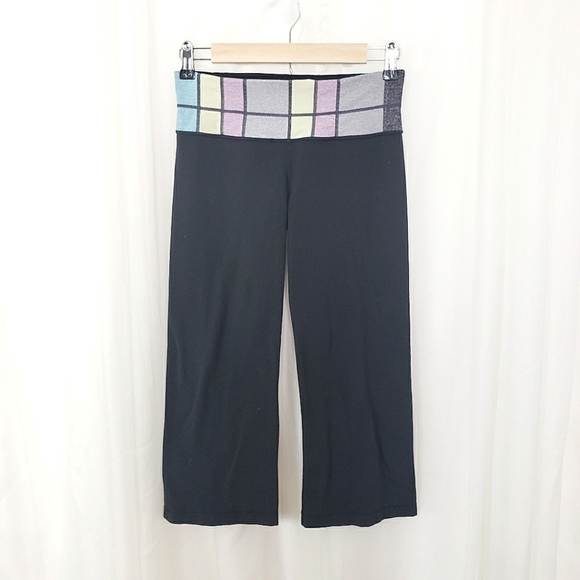 Lululemon Groove reversible crop wide leg legging - Picture 1 of 7